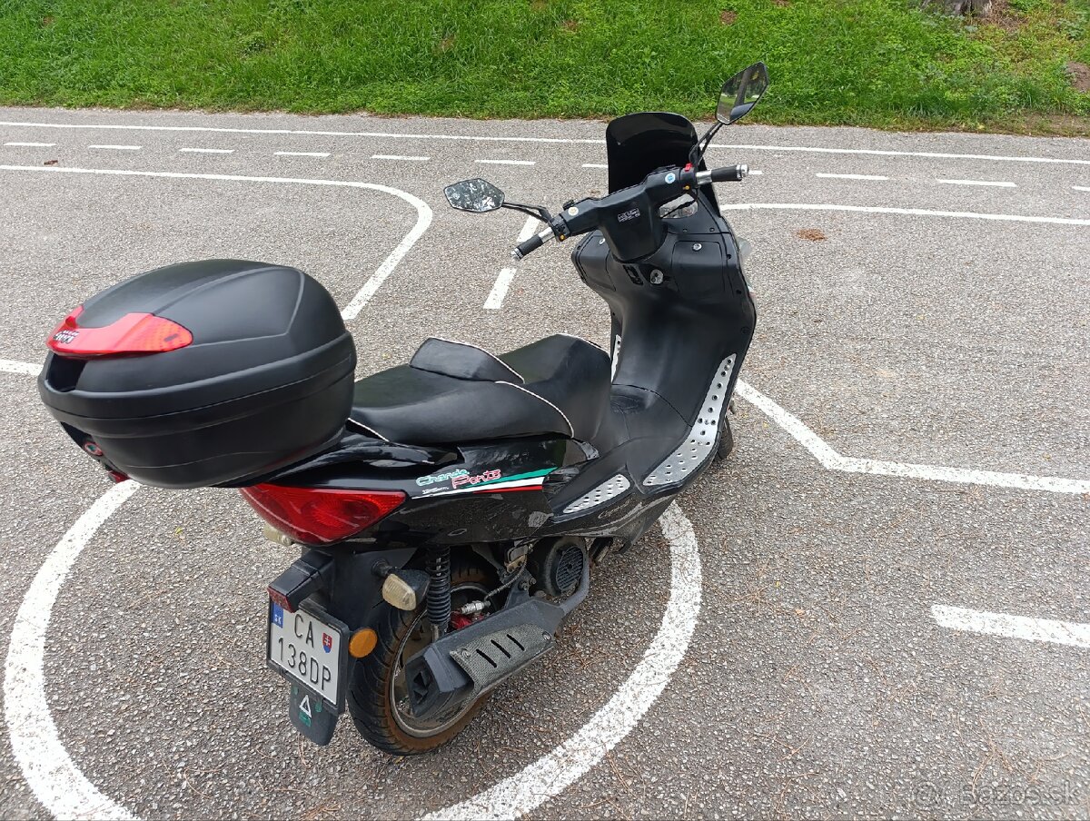 Skúter scooter capireli motorka 125 motocykel - 5