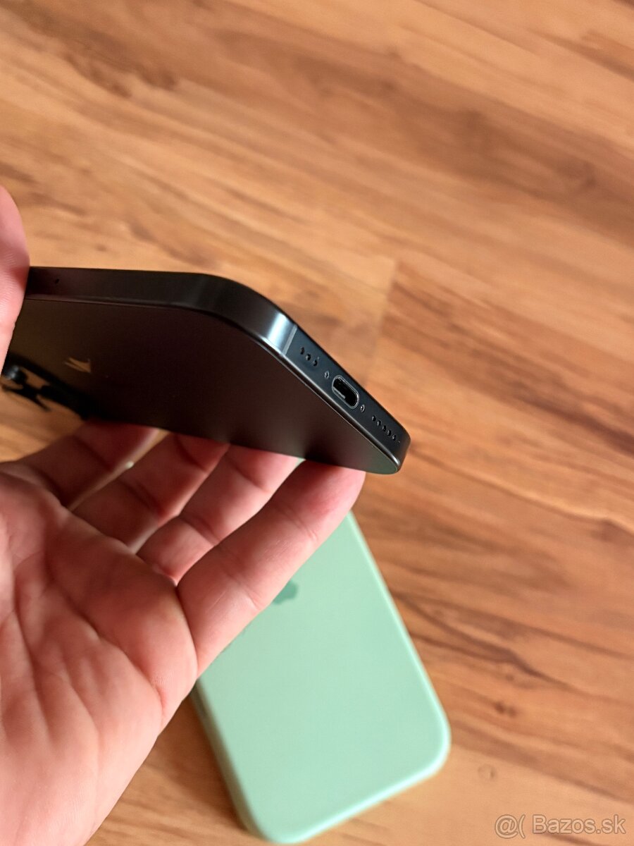 Na predaj iPhone 16 Pro 128GB Black titan, Apple TOP stav - 5