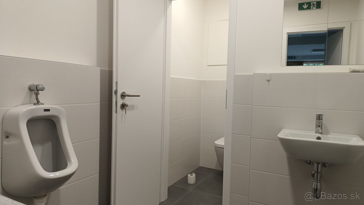 Na prenájom obchodné priestory v budove Orbis Nitra - 5