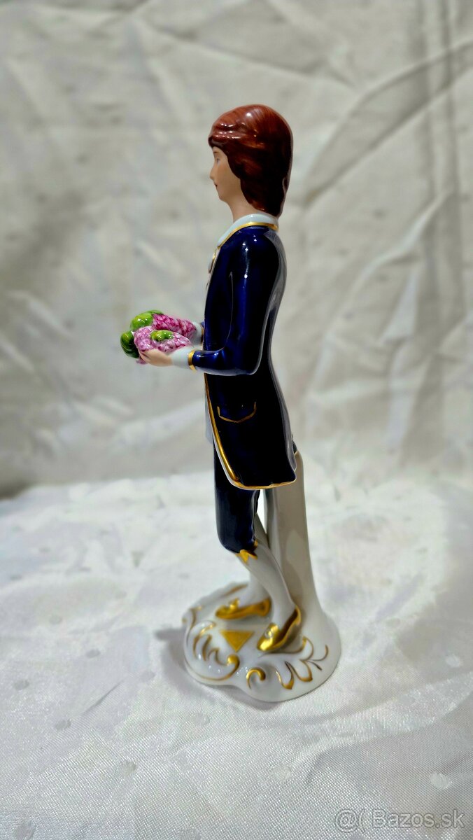 Royal Dux Bohemia – porcelánová soška mladíka (25 cm) - 5