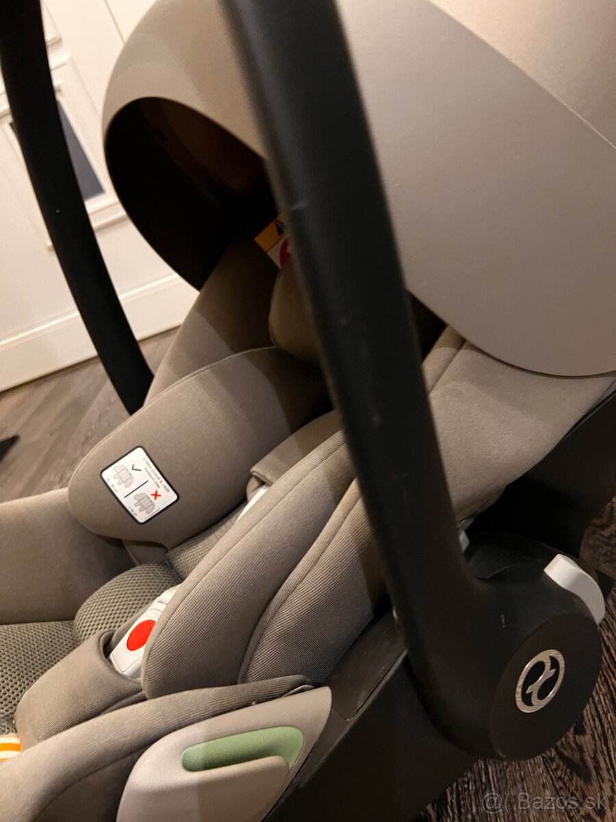 Cybex Cloud G i-Size Plus 45-87 cm Lava Grey - 5