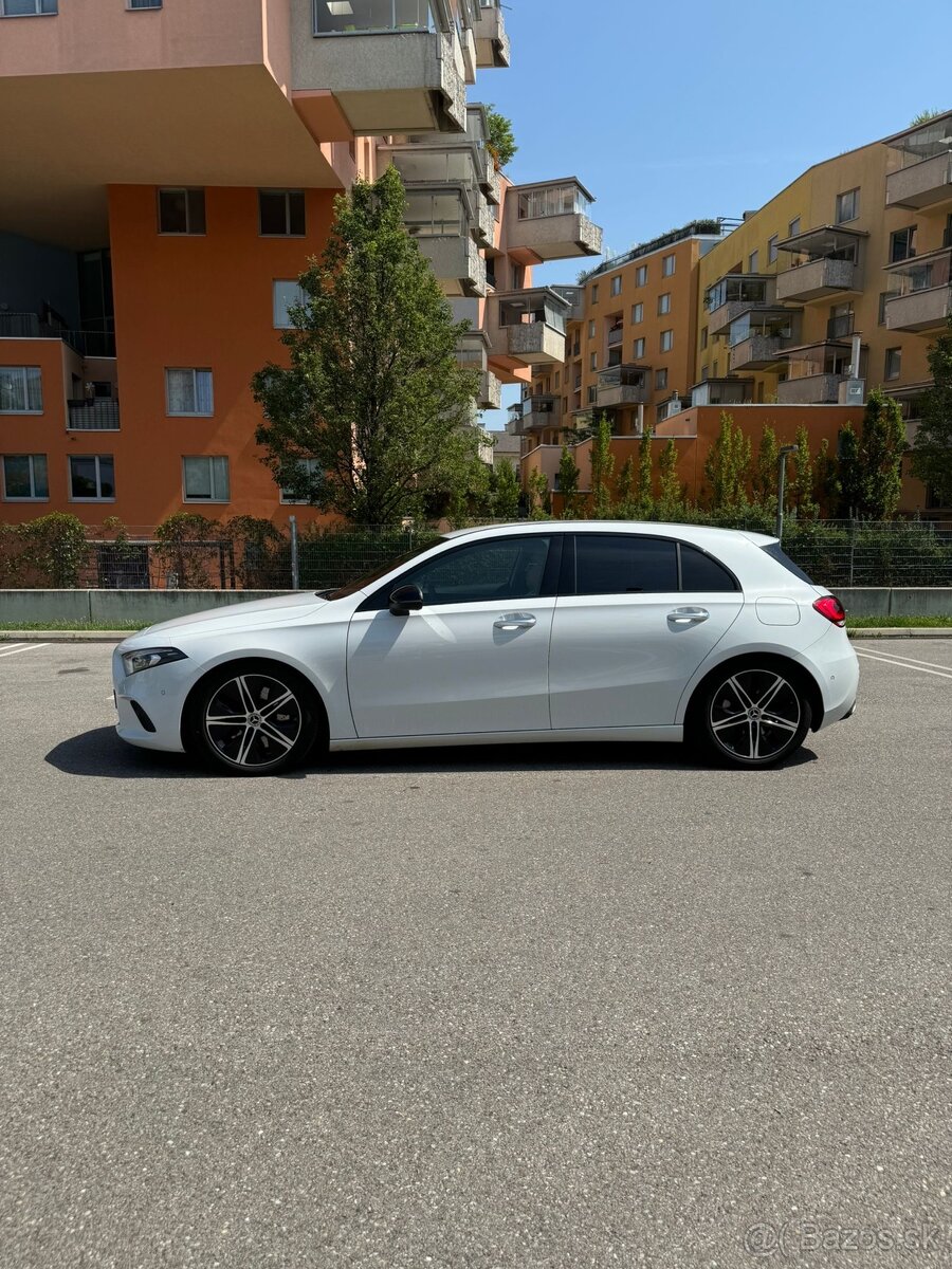 Mercedes Benz A220d - 5