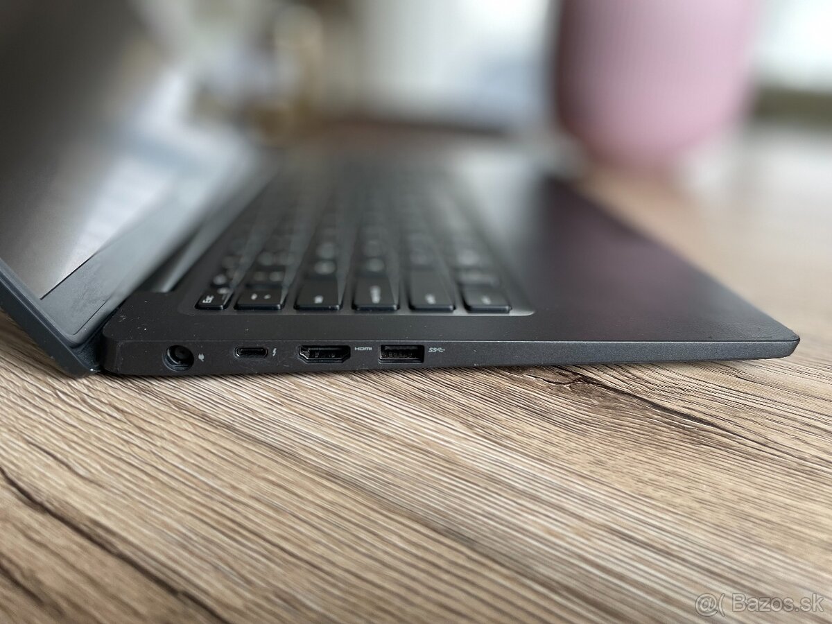 krásný notebook Dell Latitude 7400 - procesor i5 8.gen. - 5