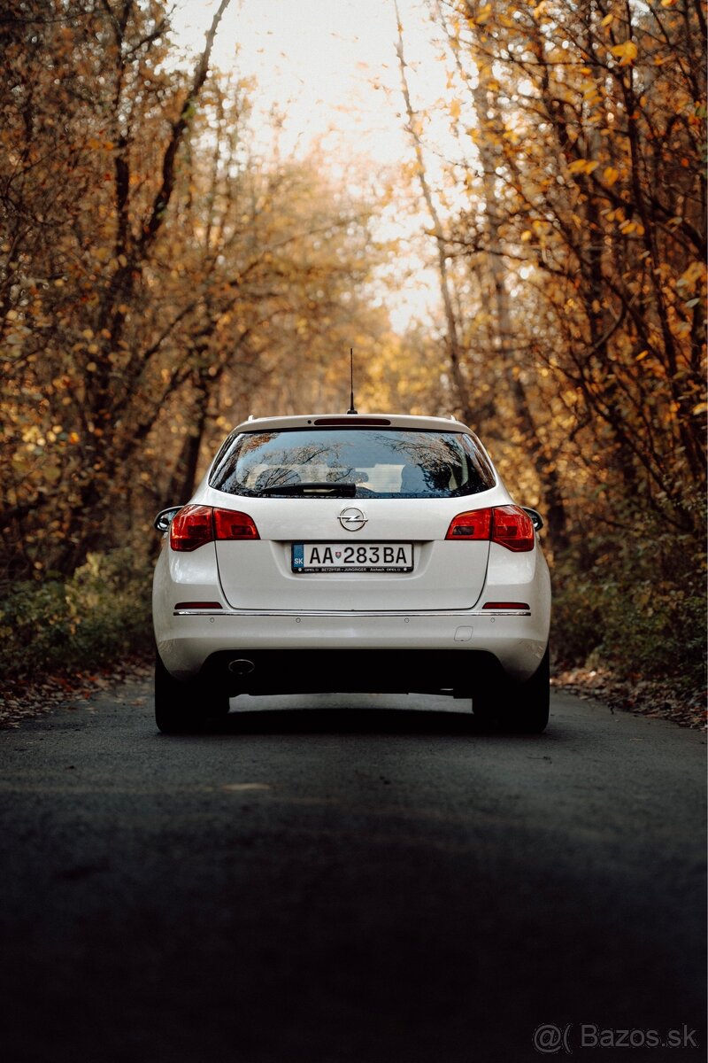 Opel Astra J Sports Tourer 2.0 CDTi - 5