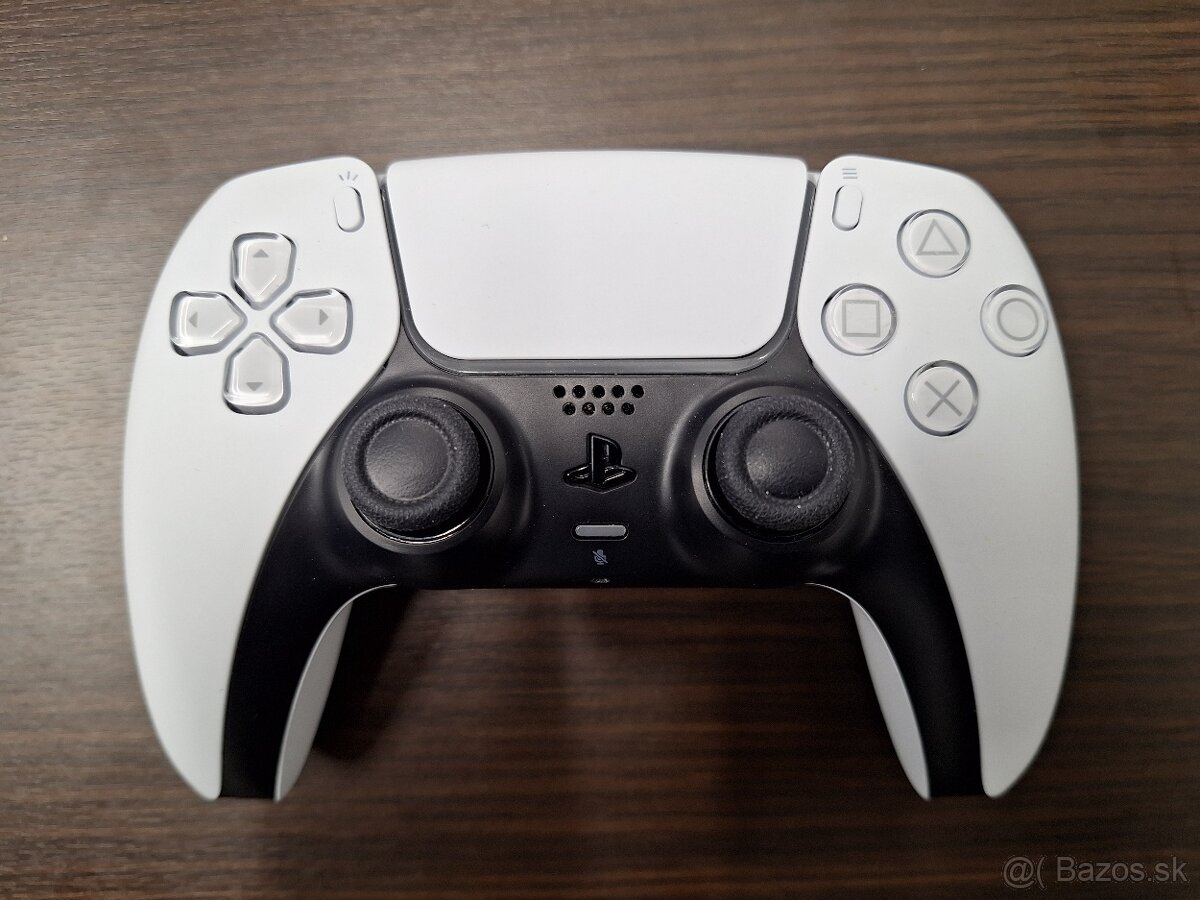 Predám Playstation 5 PS5 s mechanikou - top stav, komplet - 5