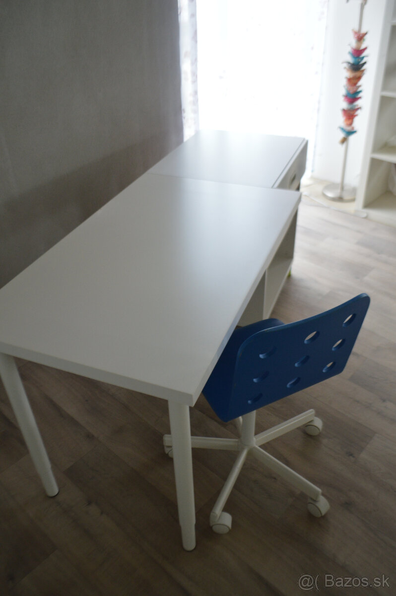 Pisací stôl a strolička - 5