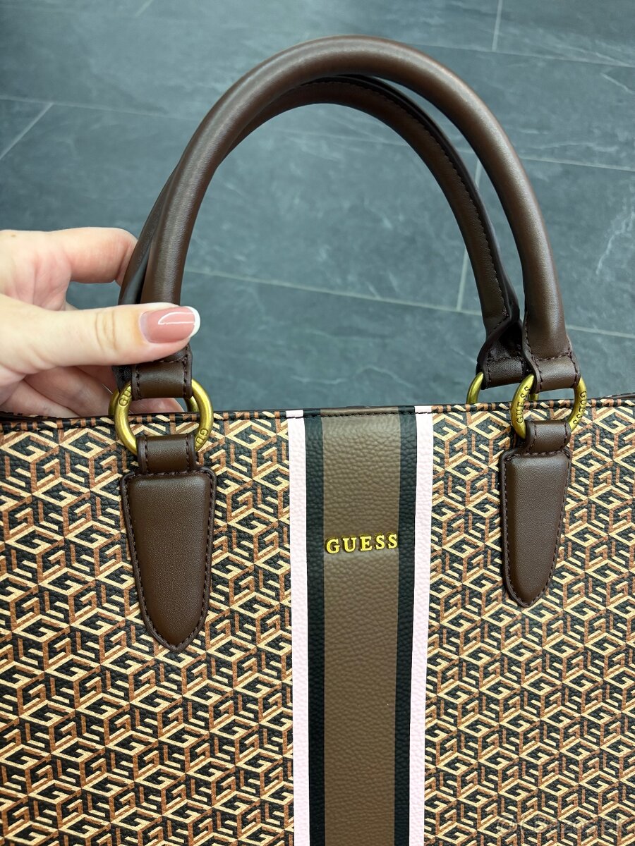 Kabelka Guess hnedá veľká - 5