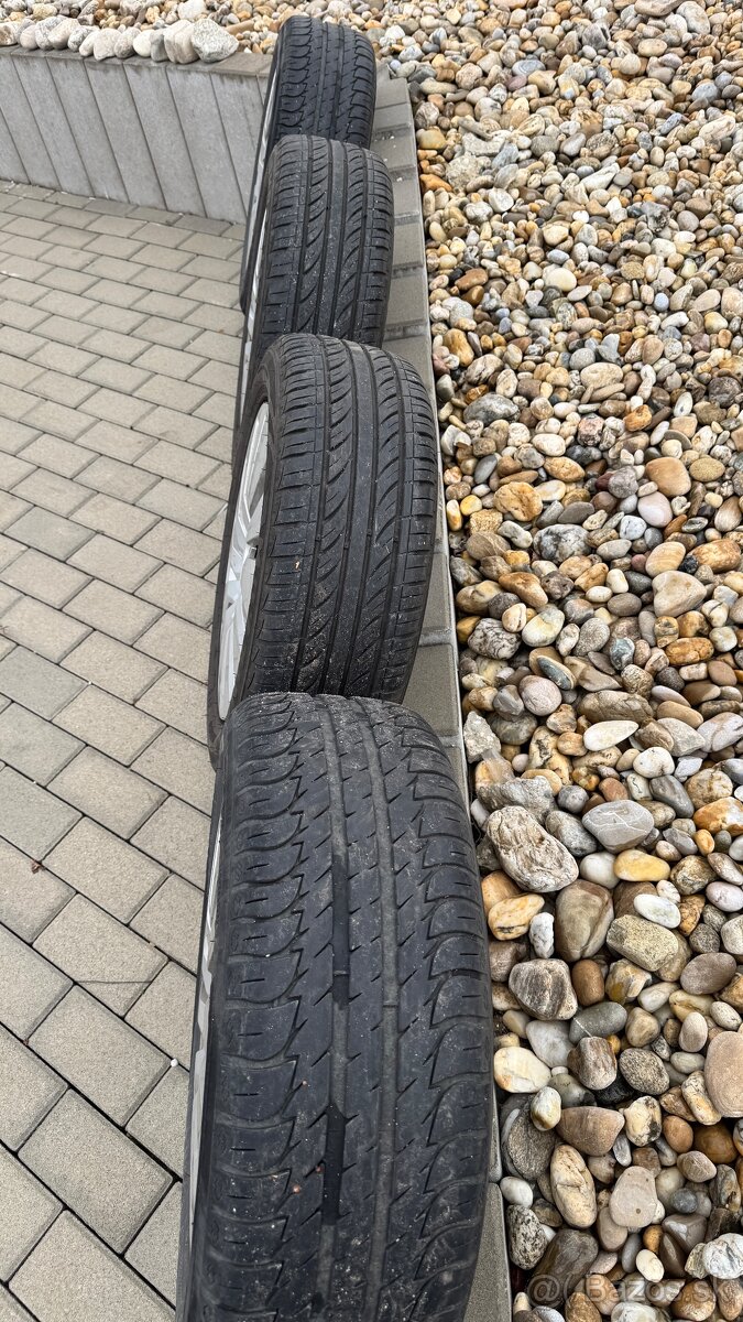 Predám plechové disky na letných pneumatikach - 5