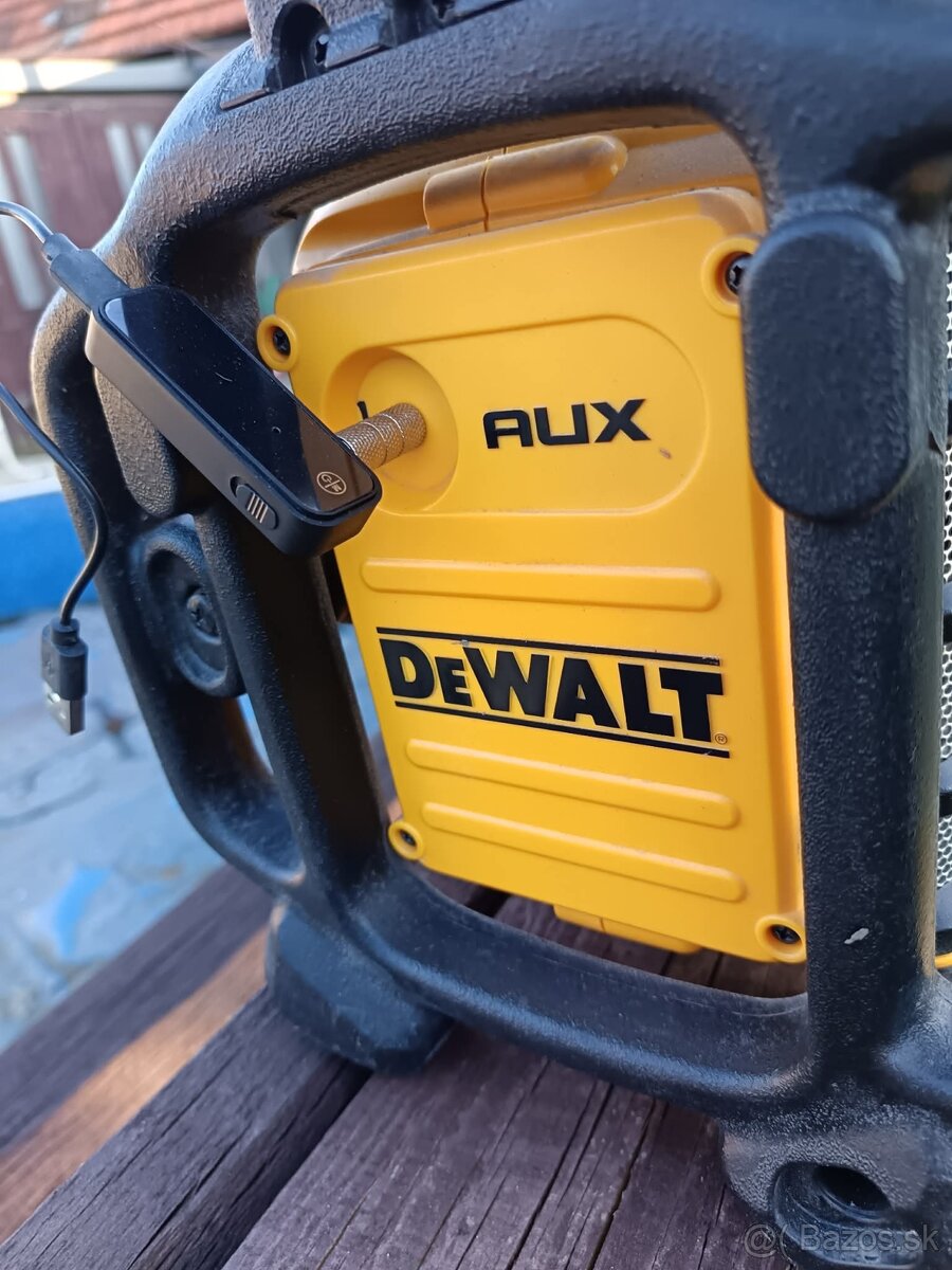 Stavebné rádio DeWalt DCR016 - 5