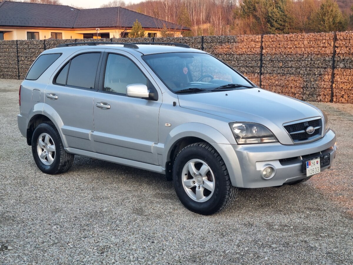 KIA SORENTO 2,5CRDi 4x4 - 5