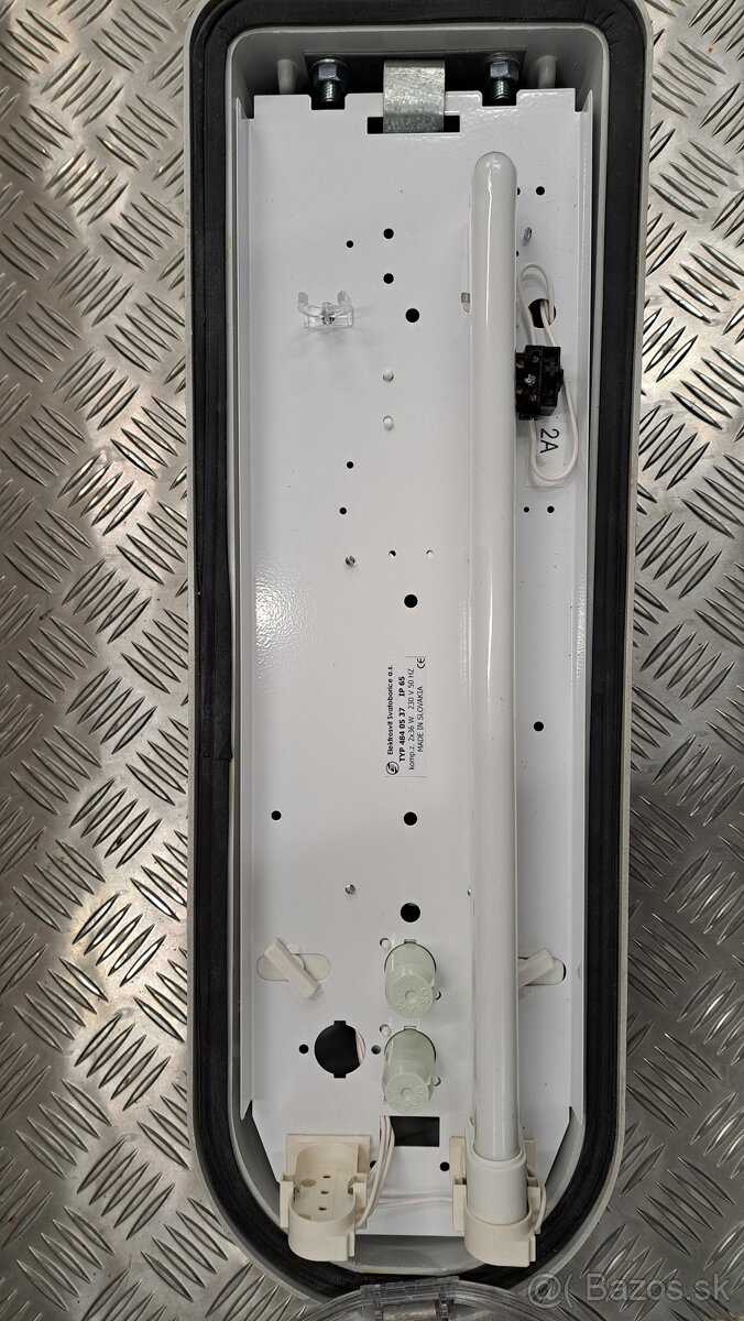 STLPOVÁ LAMPA 230V - 5