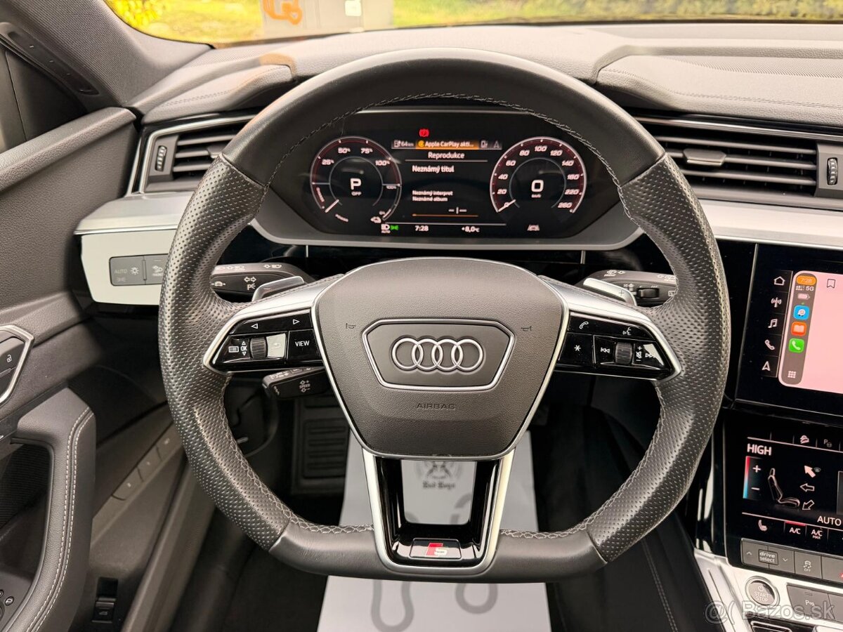 AUDI E-Tron S-line Quattro,230KW/313PS,PANO,KOZA,KAM,MATRIX - 5