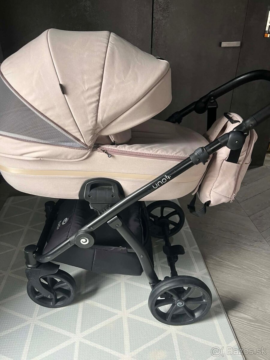 Tutis Uno3 Kočiar - 5