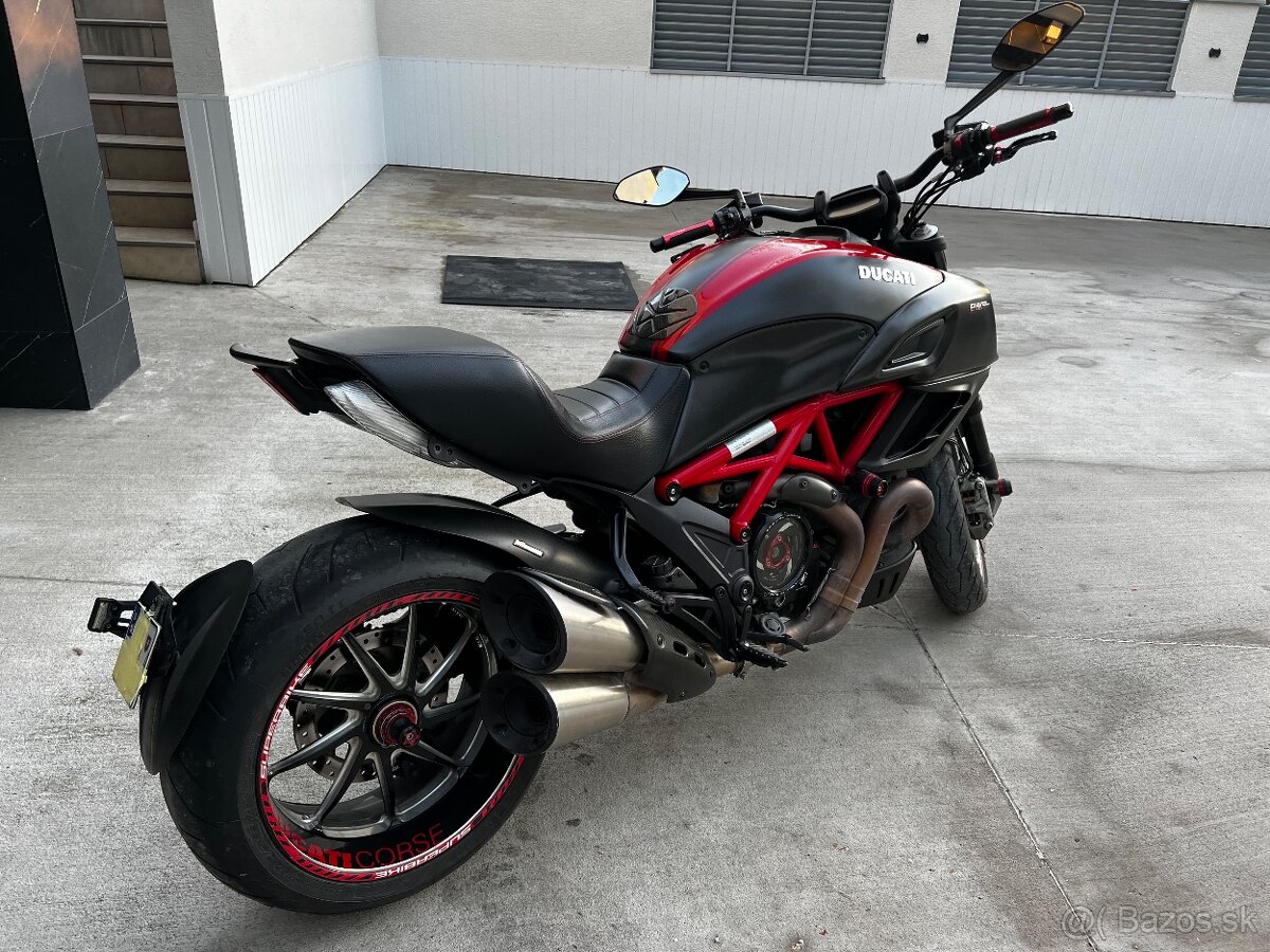 Ducati Diavel 1200 - 5