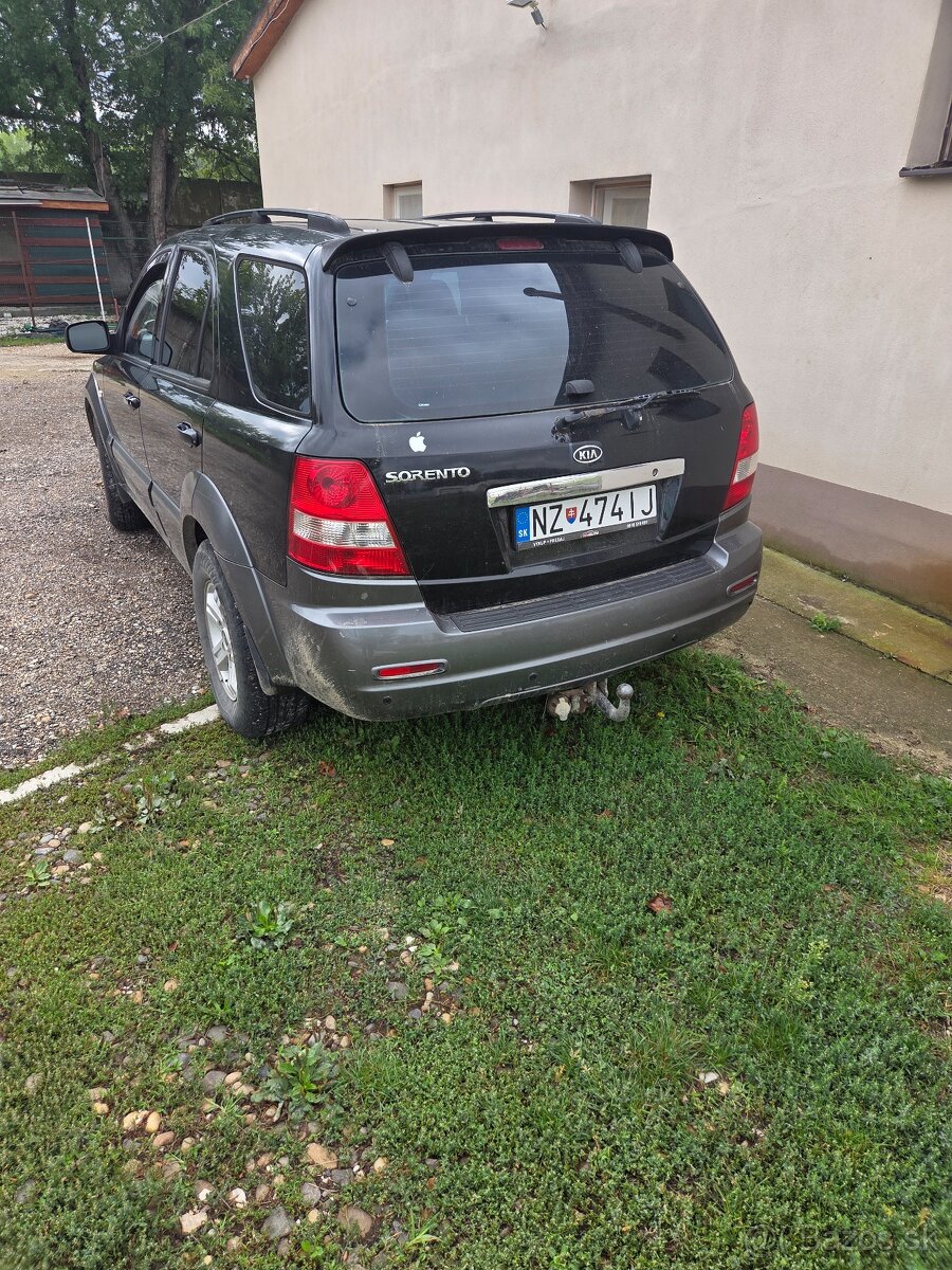 Kia Sorento 2.5 DCi - 5
