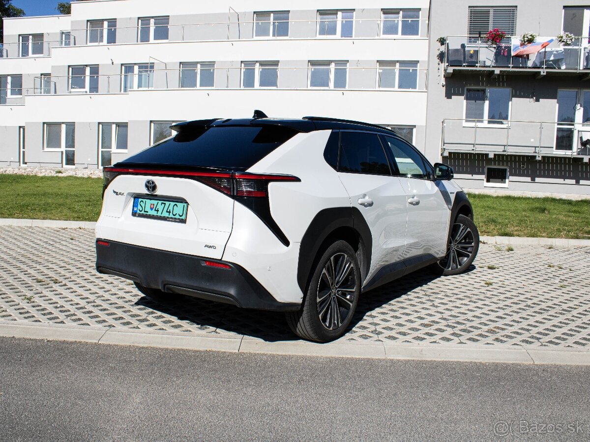 Toyota bZ4X BEV 71,4 kWh Executive AWD XMODE - 5