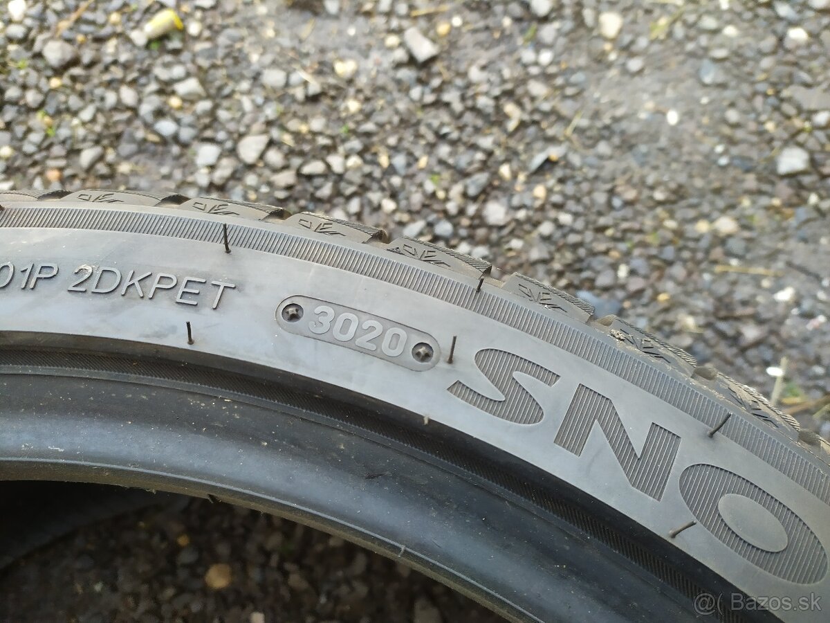 Zimná pneumatika pre 275/35 R20 Triangle 1kus - 5