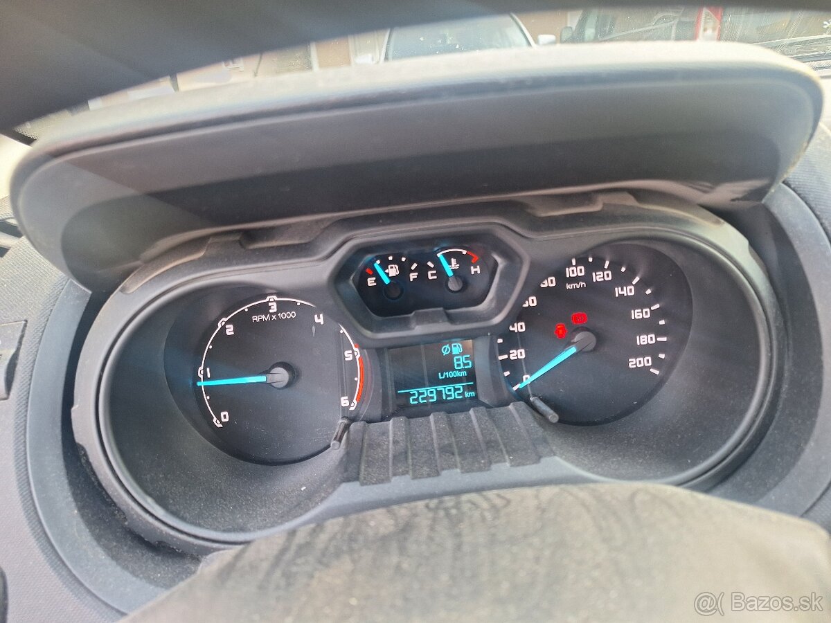 FORD RANGER DIESEL 4X4 ŤAŽNÉ KLÍMA 2014 ROK