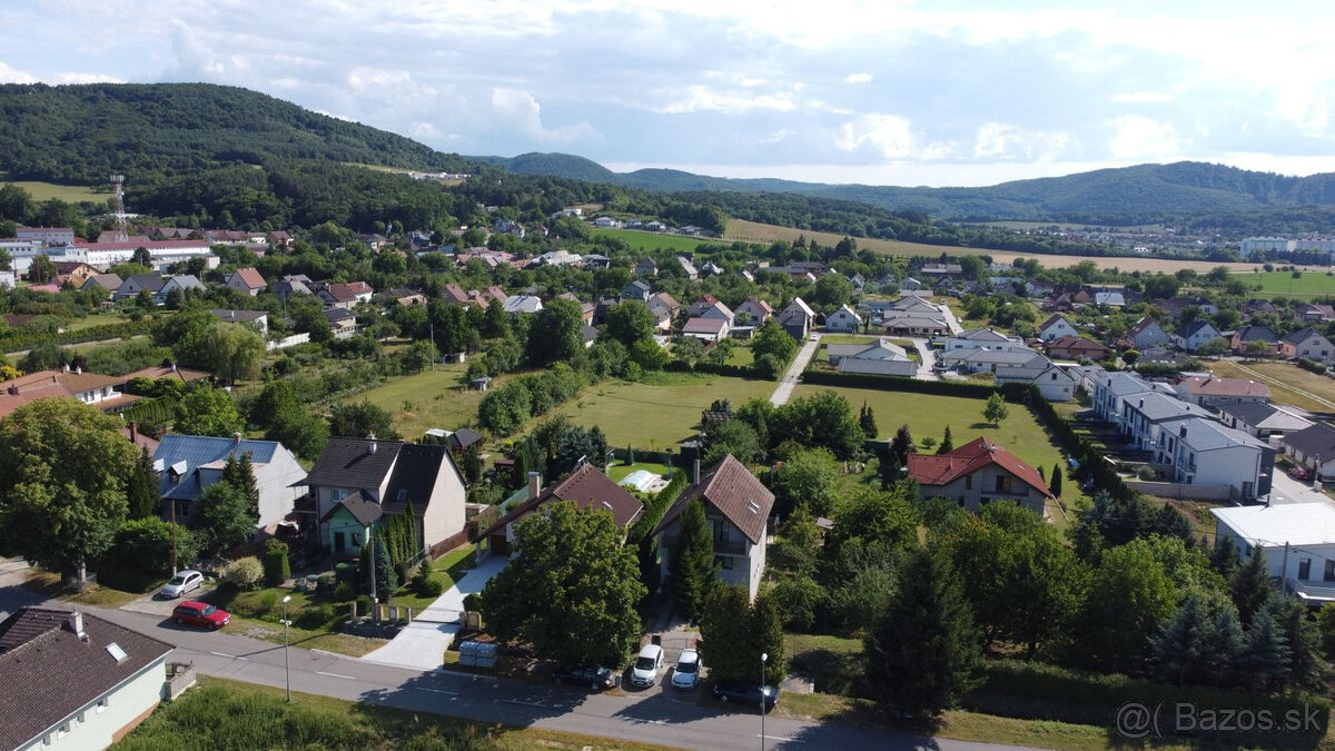 7 izb. priestranný rodinný dom Nová Dubnica - Veľký Kolačín - 5