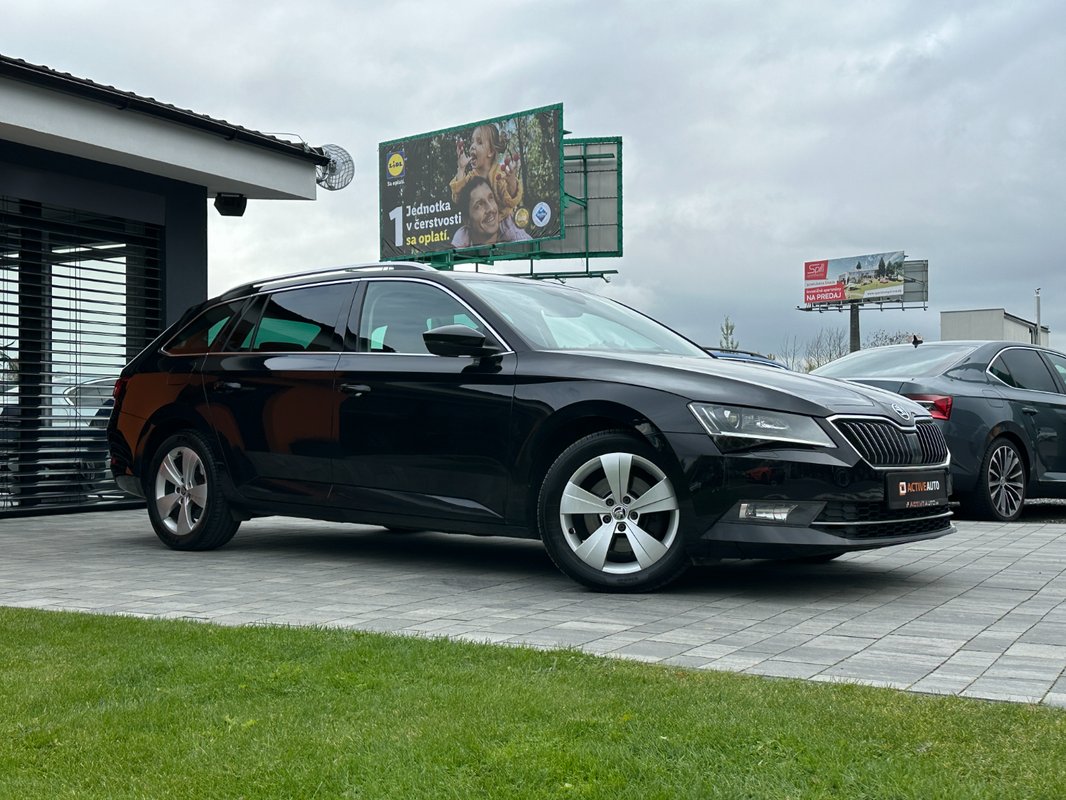 Škoda Superb Combi 2.0 TDi DSG - 5