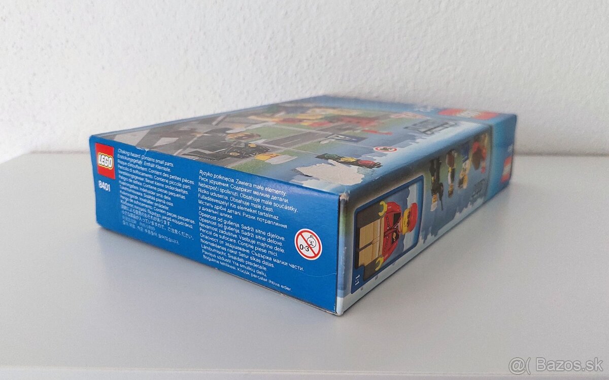 Predám LEGO City 8401 - City Minifigure Collection (2009) - 5