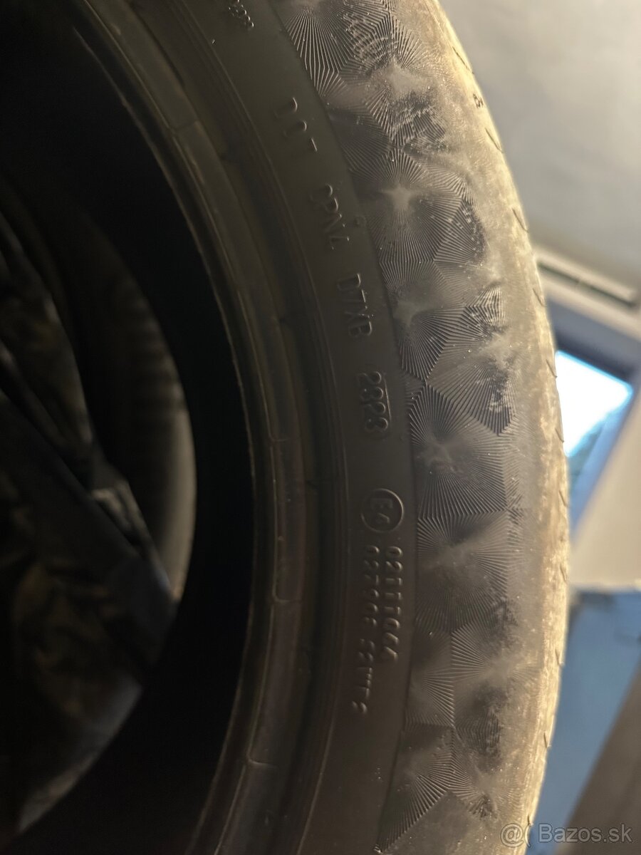 Continental PremiumContact 6 255/50 R20 DOT 2323 - 5