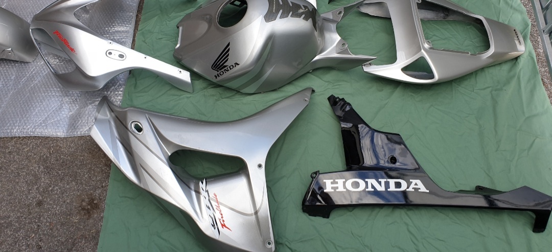 Plasty kapoty cbr - 5