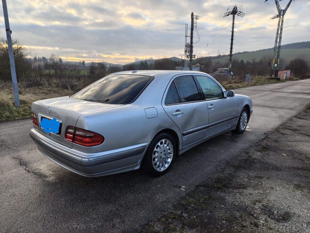 Mercedes - Benz W210 320 CDI - 5