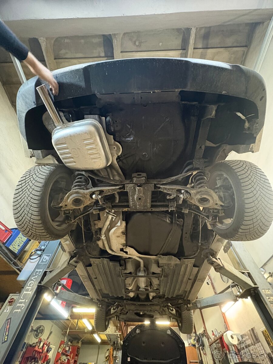 Mazda 5 40 Jahre edition 2,0i - 5