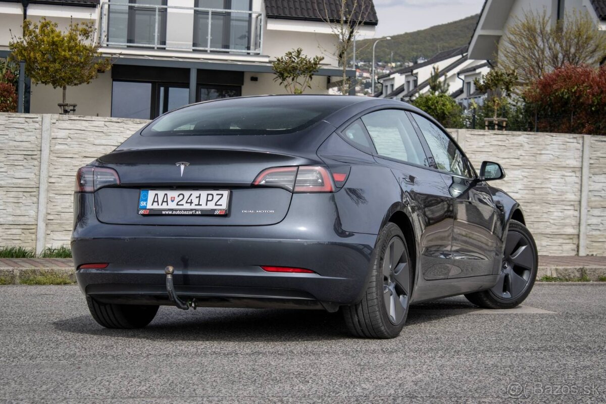 Tesla Model 3 366kW - 5