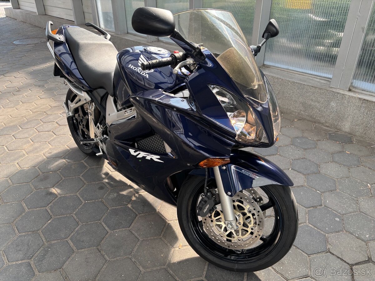 HONDA VFR 800 - 5