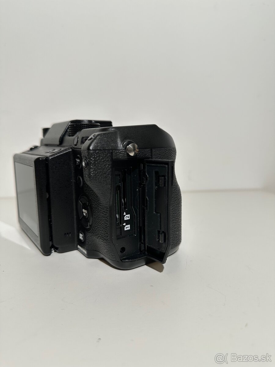 Fujifilm GFX 50S – perfektný stav - 5