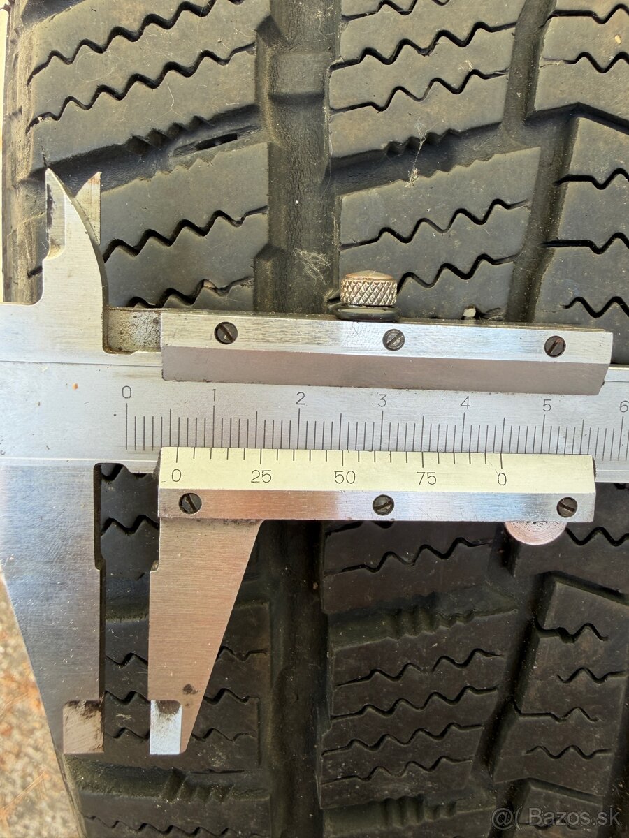 Hankook 215/60 r16c - 5