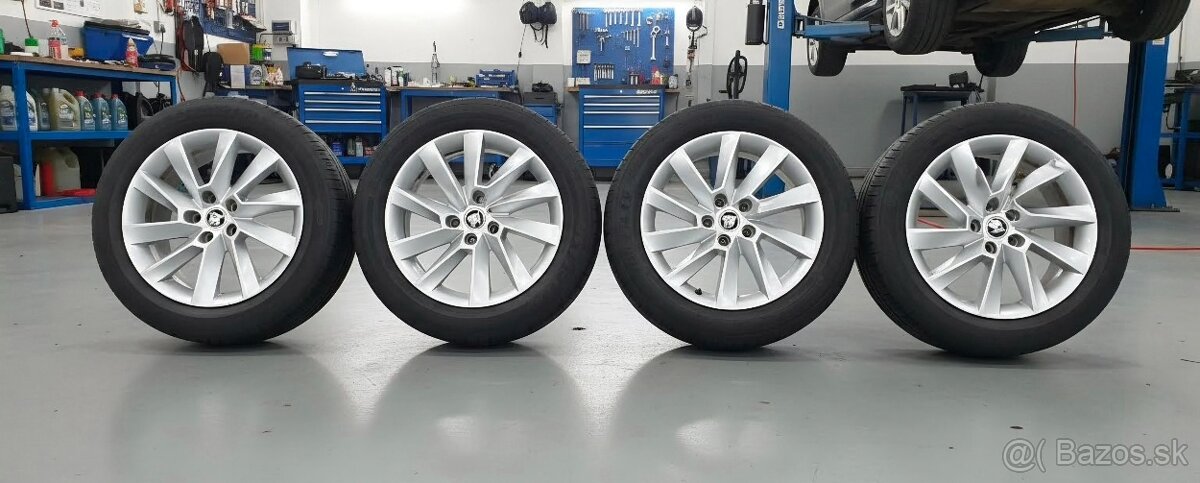 STRATOS 215/55 R17 - 5