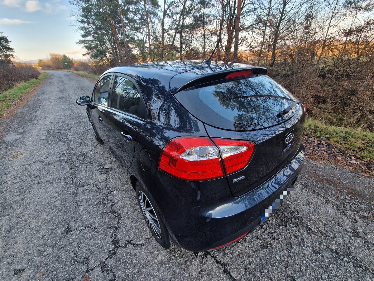 Kia rio 1.4i - 5