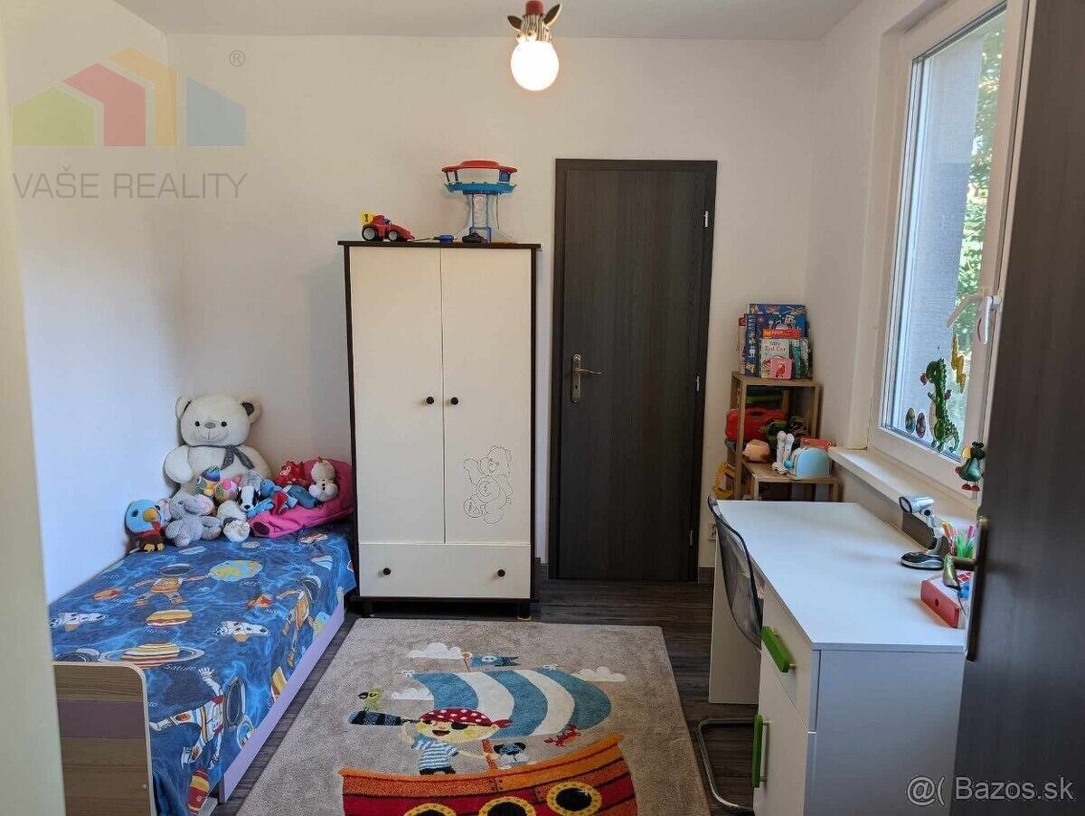 Predaj 3 izbový moderný byt v centre s balkónom - 5