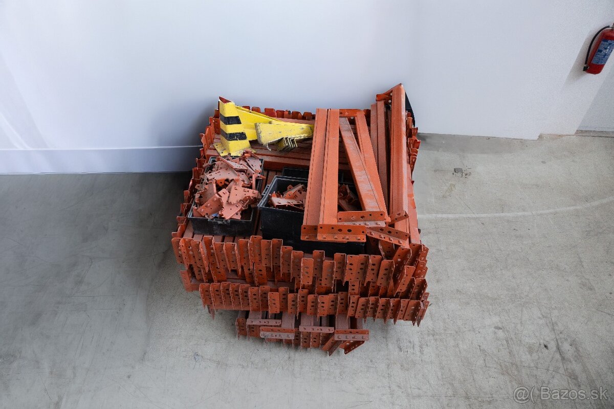 Predám pojazdové regály - 5