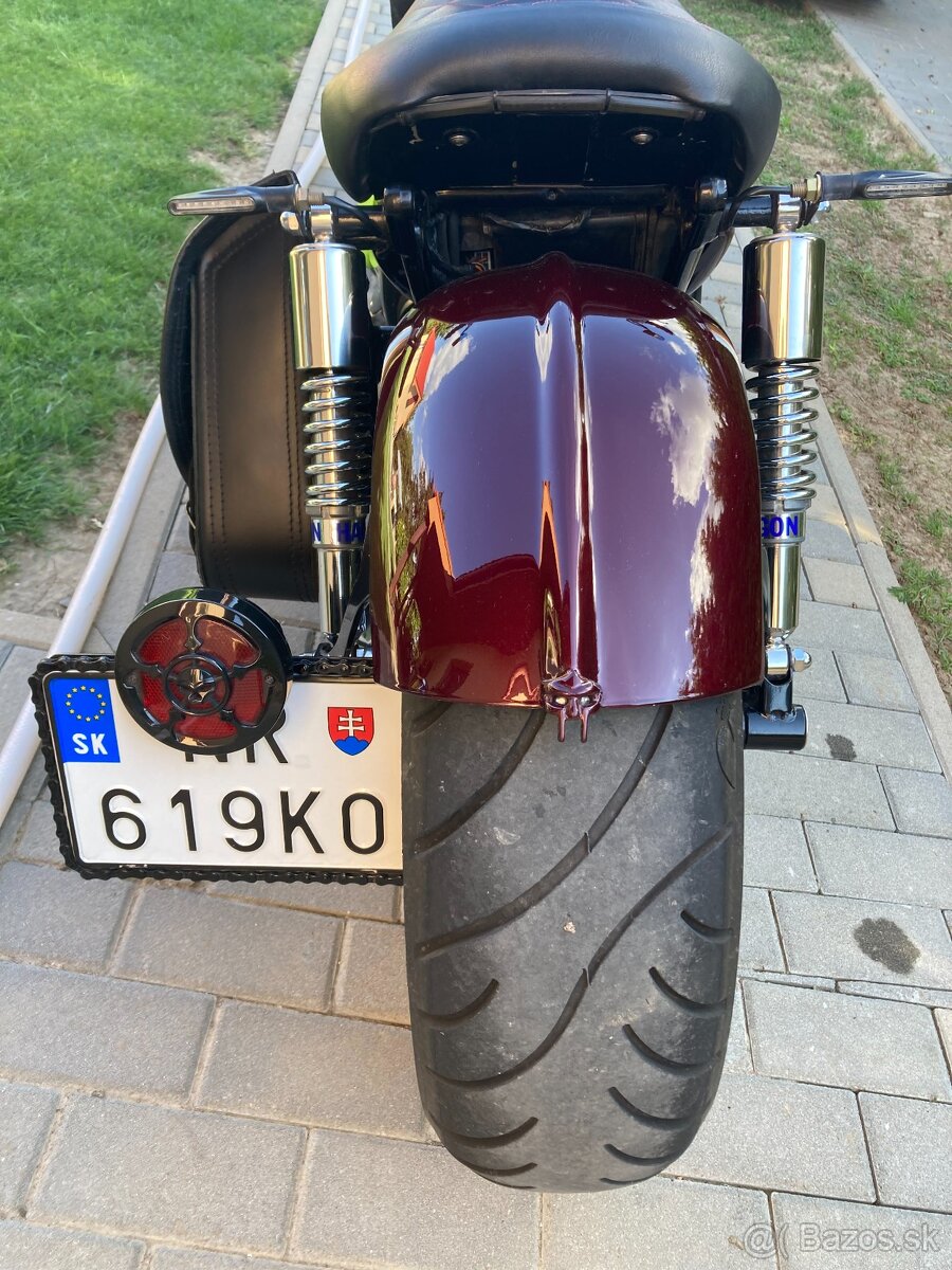 Suzuki Intruder VS 1400 - 5