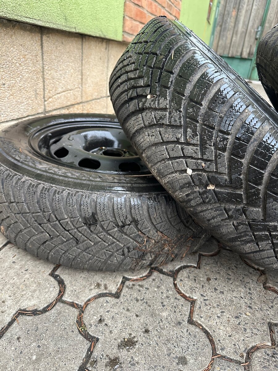 195/65 r15 Disky a zimné pneu Hankook - 5