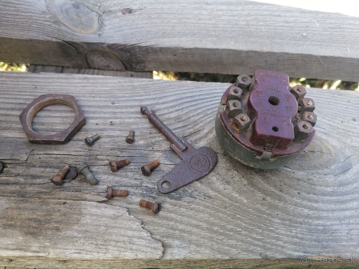 Spínacia skrinka s kľučom na Jawa, CZ, 350, 250, 175, 125 - 5