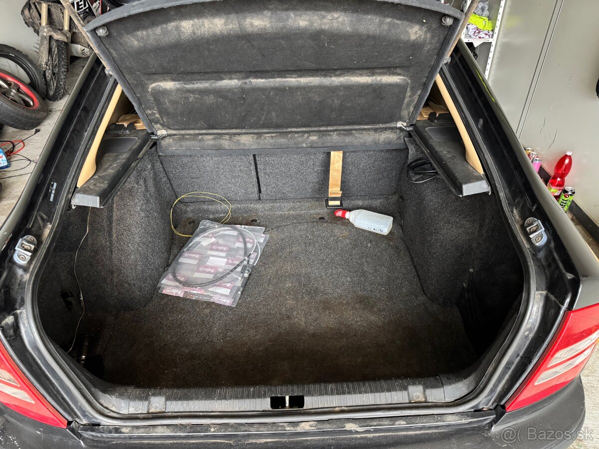 Škoda Octavia 1 1.8T L&K - 5