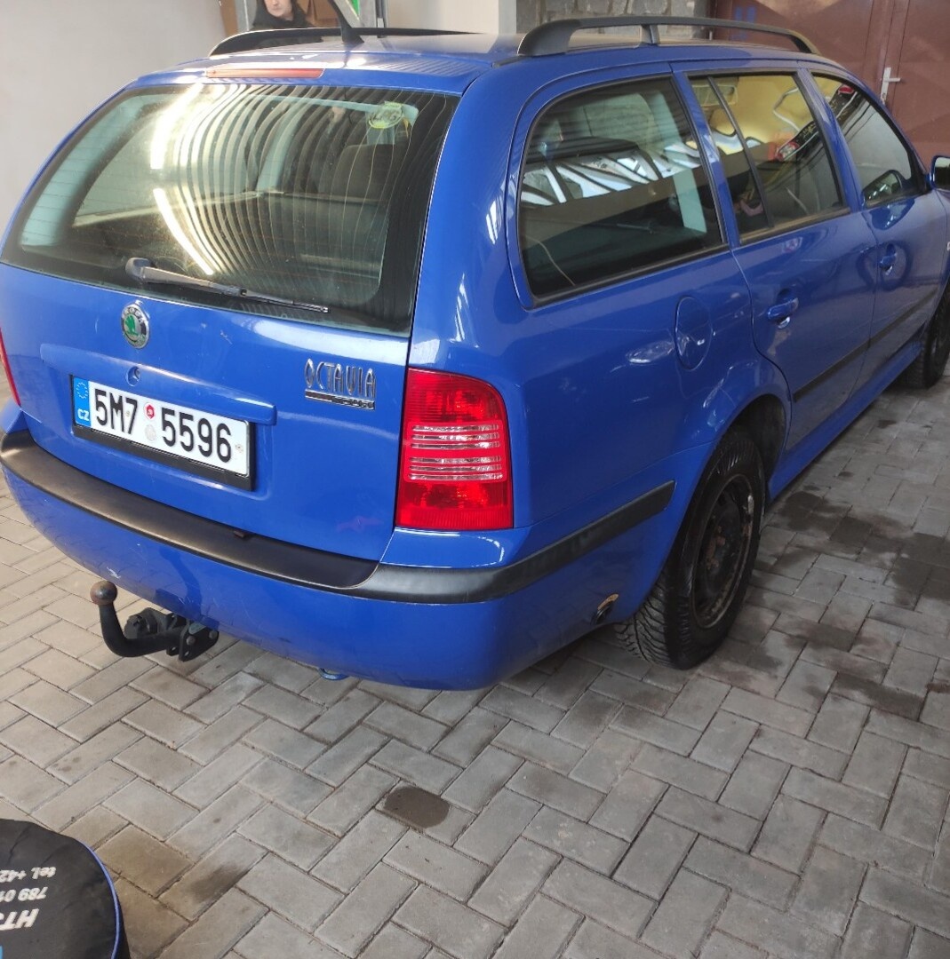 Škoda Octavia combi LPG Tour Modrá - 5