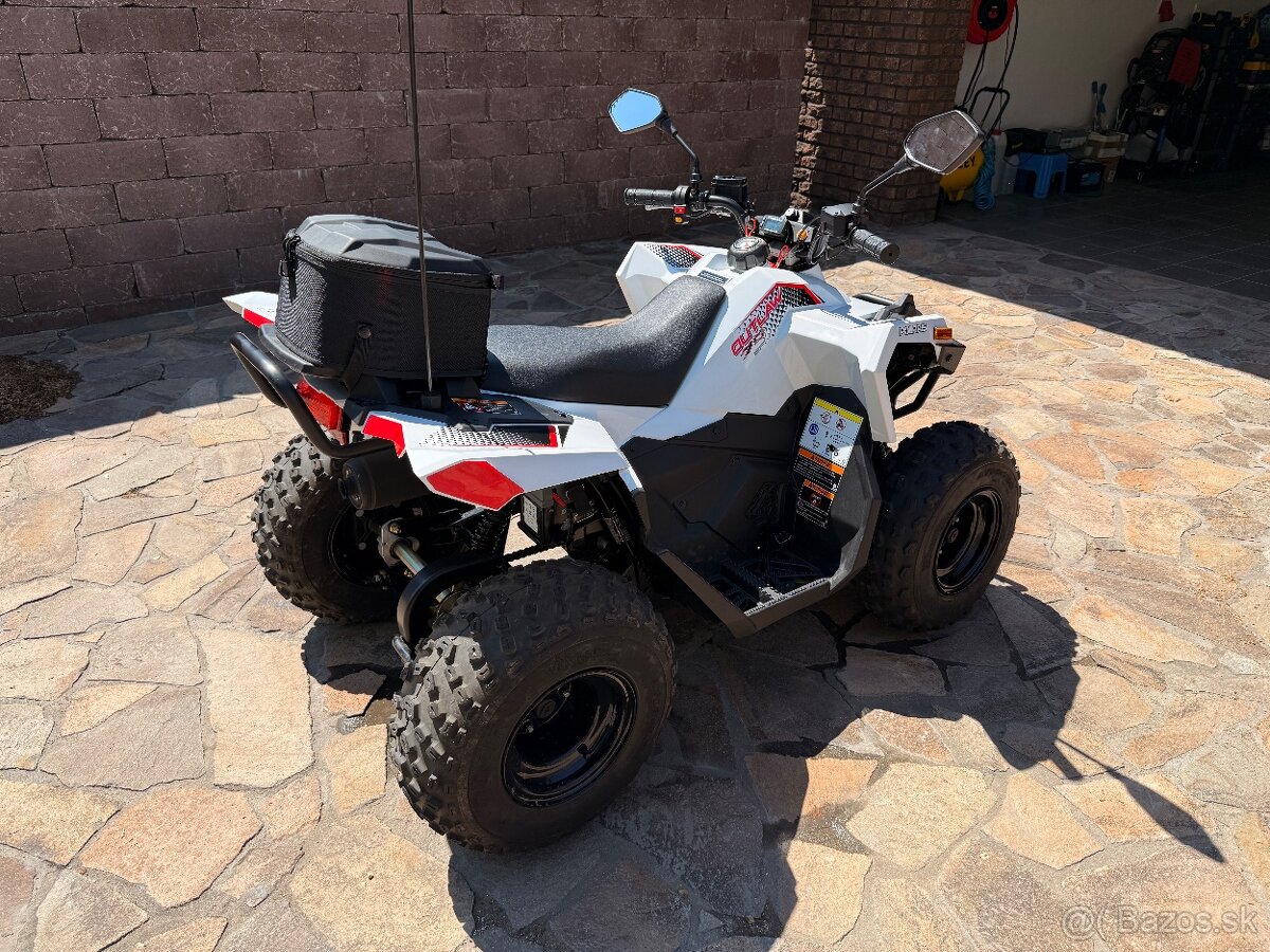Polaris Outlaw 70 EFI – ako nová, garážovaná (2024)