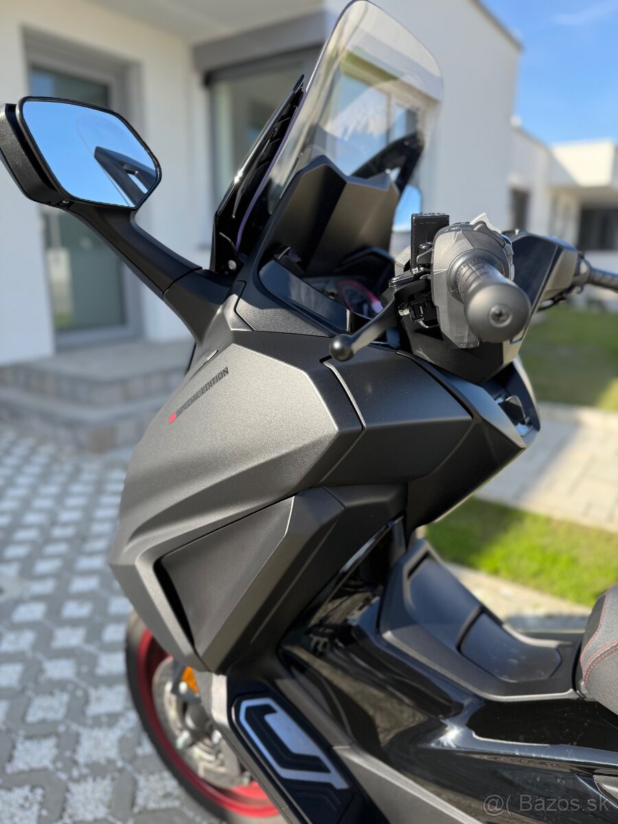 Honda Forza 125 SE - 5