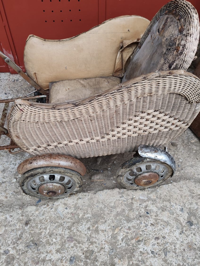 Retro kočík z roku 1958 - 5