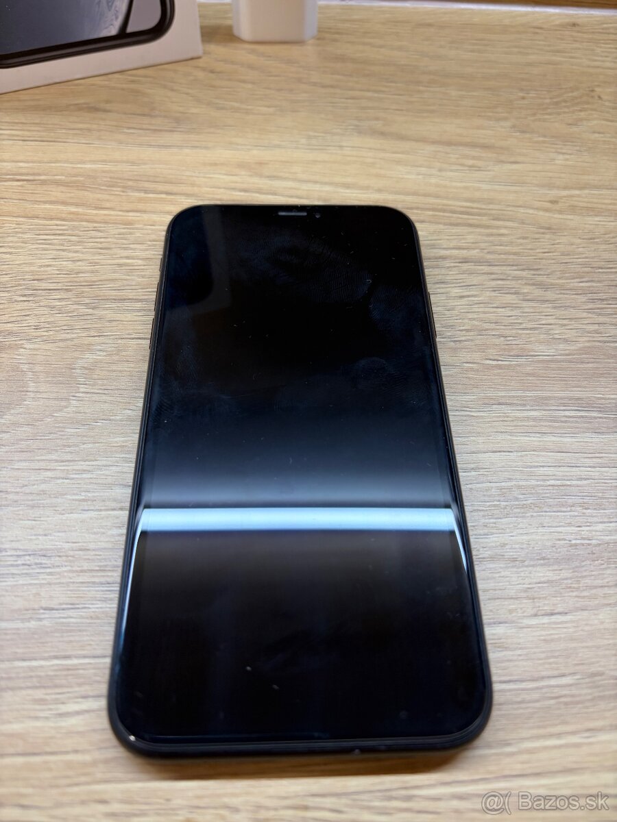 Predám iPhone XR 128 GB - 5