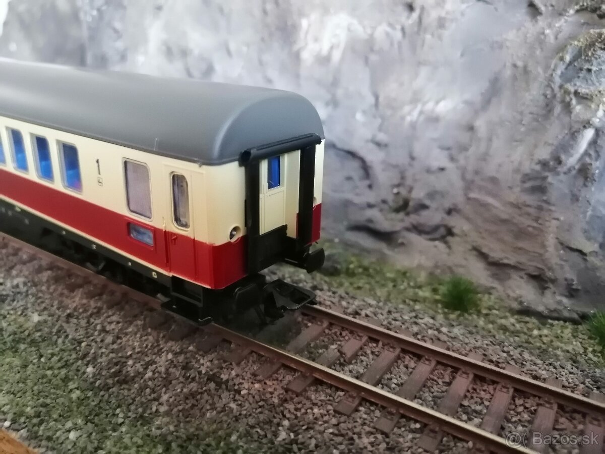 Roco TEE osobní - 5