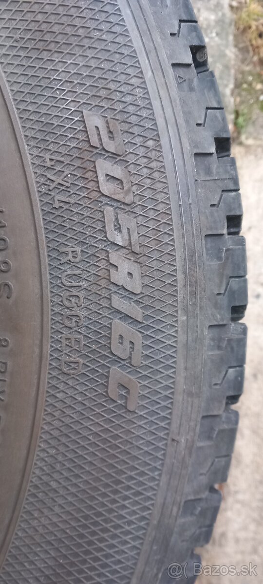 Good Year Wrangler 205 R16C 110/108S - 5