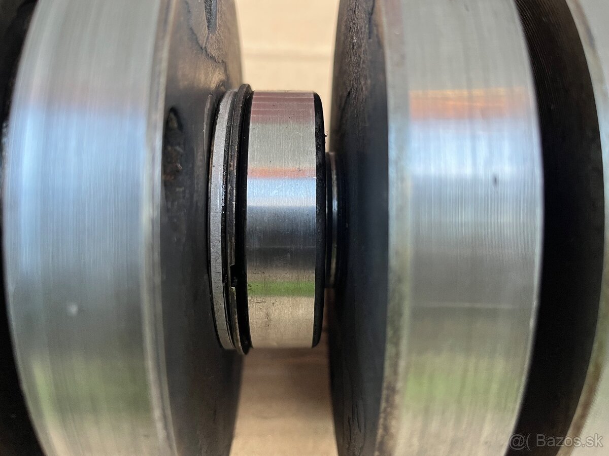 Kľukový hriadeľ Jawa 350 model 360 361 aj 354 - 5