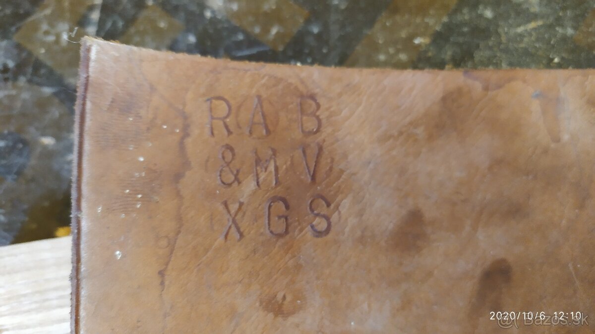 Raznice-drevo,kov,koža - 5